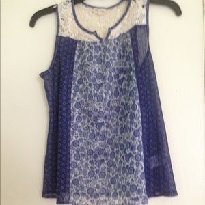 Sleeveless Size Youth XL Flower Patterned Blouse